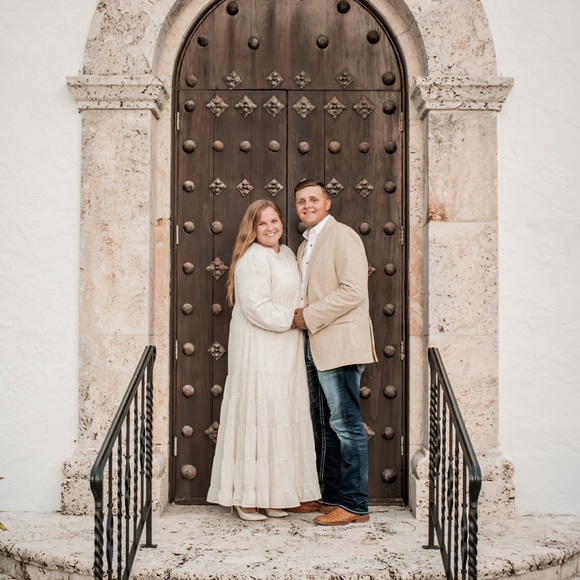 Meet your Posher, Lacey - Picture 5 of 5